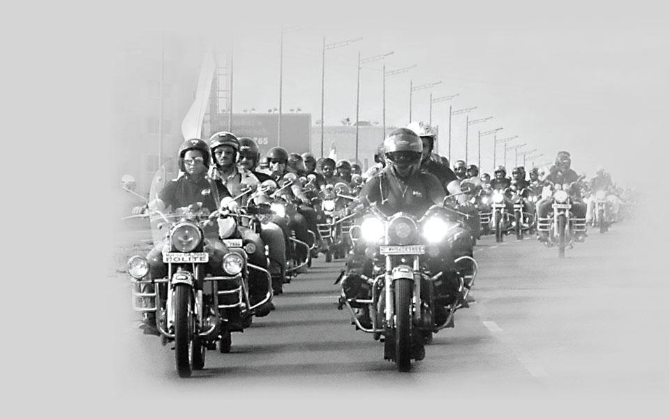 2011 - première édition du One Ride annuel de Royal Enfield qui regroupe tous les motards fans de la marque